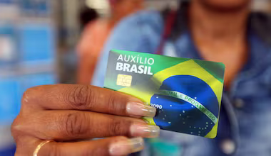 Quem tem direito a novos auxílios do governo em 2026 e como solicitar passo a passo