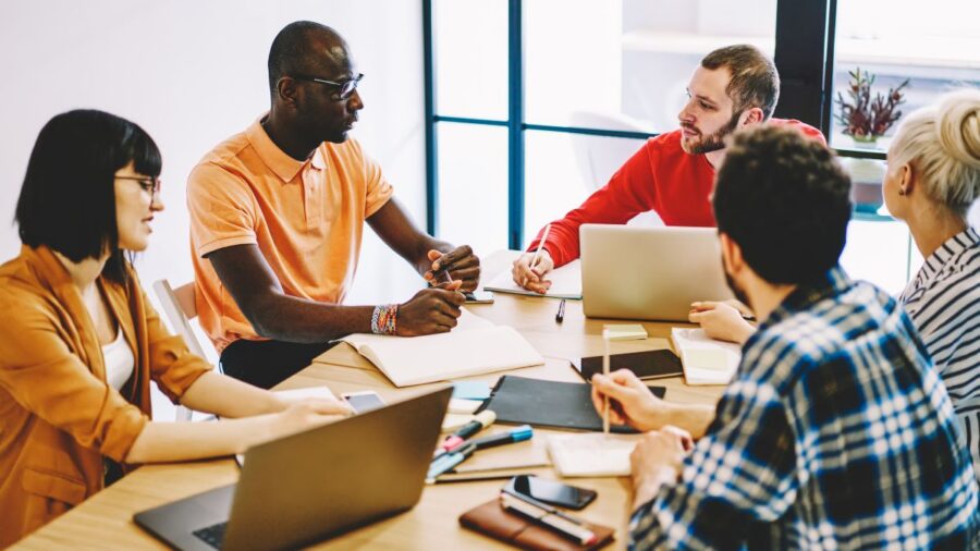 Como se Destacar no Mercado de Trabalho Atual